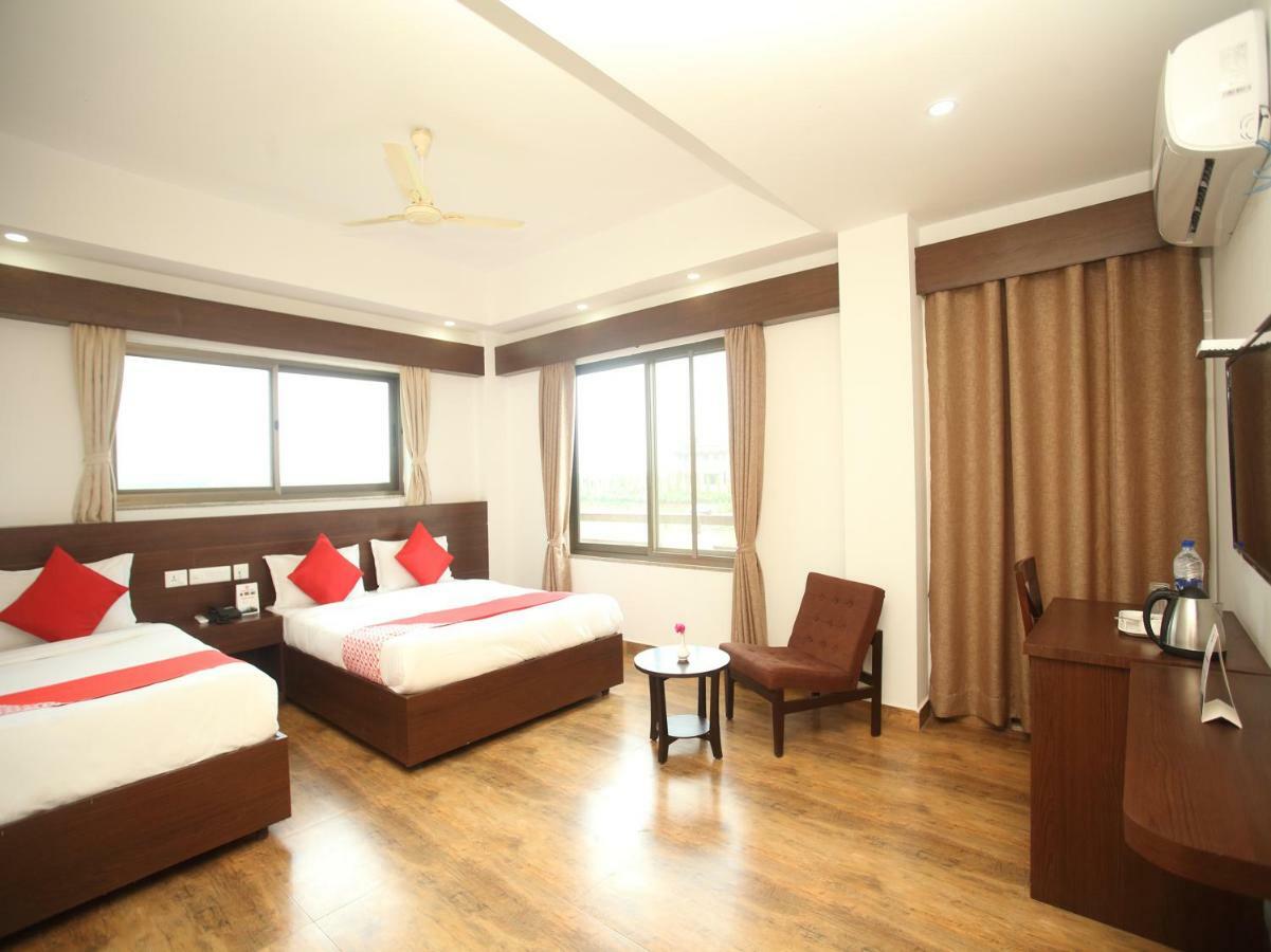 Oyo 525 Hotel Aloka Inn Румминдей Экстерьер фото